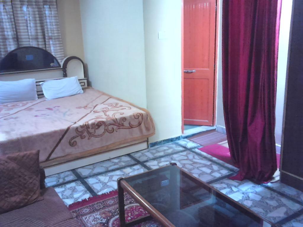 Leela Guest House Varanasi Bilik gambar