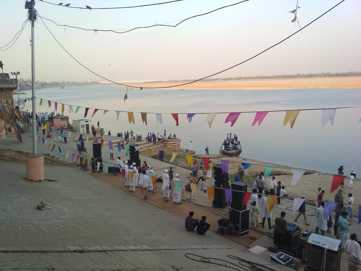 Leela Guest House Varanasi Luaran gambar