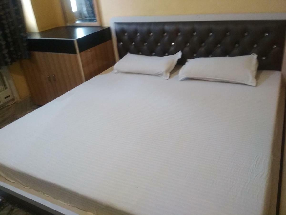 Leela Guest House Varanasi Luaran gambar